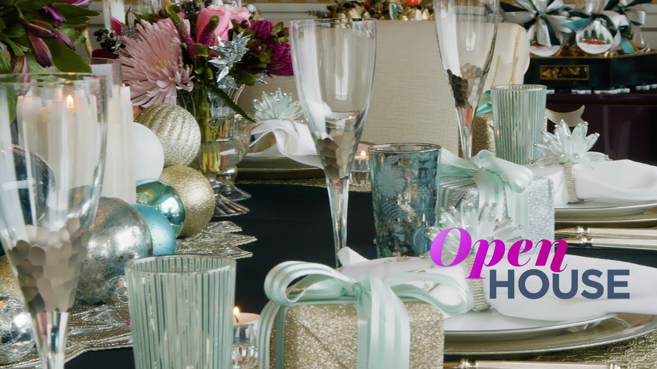 An Upper West Side Apartment that's Beautifully Decked Out for Christmas | Open House TV